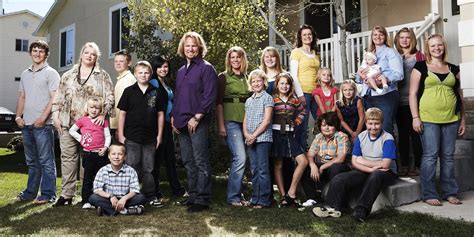 how old are the sister wives|kody brown children in order.